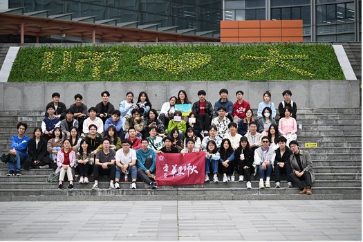1000006935.png 深化pg模拟器免费版手机版登录对生命